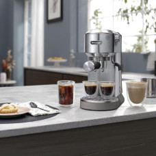 Кавоварка DeLonghi EC 890.M