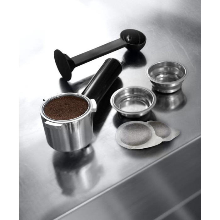 Кавоварка EC 685 BK 132106140 DELONGHI