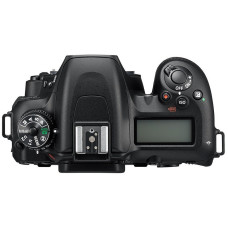 Цифр. фотокамера дзеркальна Nikon D7500 + 18-140VR