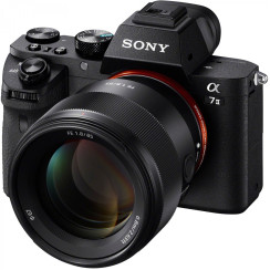 Об'єктив Sony 85mm, f/1.8 для камер NEX FF