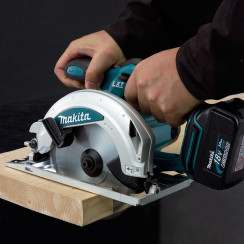 Пила дискова акумуляторна Makita DHS680Z 18В 165мм 3.3кг без АКБ та ЗП