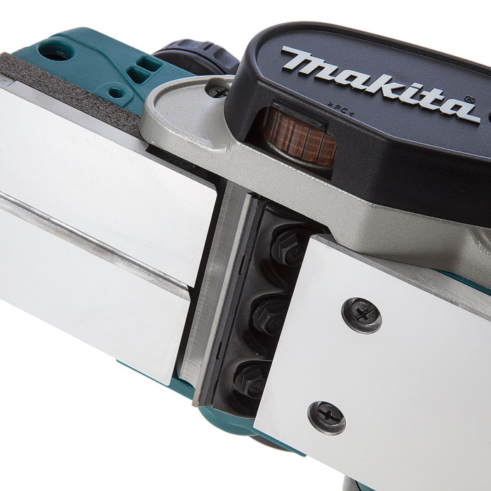 Рубанок акумуляторний Makita DKP180Z LXT 18В 82мм стругання до 2мм 3.4кг без АКБ та ЗП
