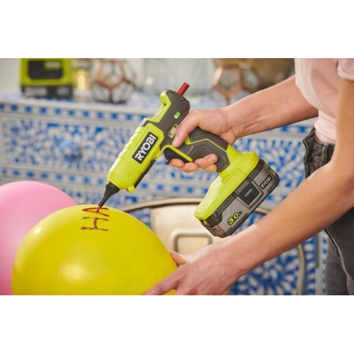 Пістолет клейовий Ryobi ONE+ RGL18-0 18В стрижні 11/12мм 200/130° без АКБ та ЗП