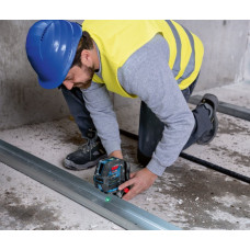 Нівелір лазерний Bosch Professional GCL 2-50 G, до 15м, ±0.3мм/м, з штативом BT 150, тримачем RM 10, чохлом, мішенню, 0.58кг