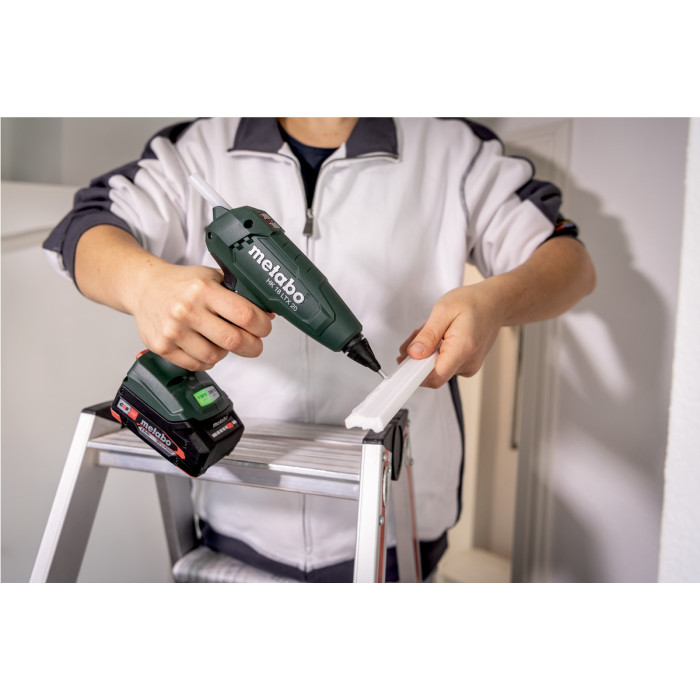 Пістолет клейовий Metabo HK 18 LTX 20 18В стрижні 11мм 200/130 градусів 0.4кг без АКБ та ЗП подача 20г·хв