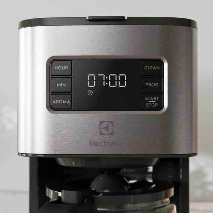 Кавоварка Electrolux крапельна 1.375л, мелена, дисплей, програмований таймер, метал
