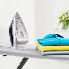 Праска Braun TexStyle 7, 2900Вт, 300мл, паровий удар -220гр, нерж. сталь, чорно-білий