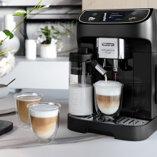 Кавомашина Delonghi Magnifica Plus, 1.8л, зерно+мелена, автомат.капуч, дисплей, авторецептів -15, чорний