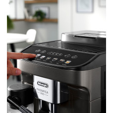 Кавомашина Delonghi Magnifica Evo, 1.8л, зерно+мелена, автомат.капуч, дисплей, авторецептів -7, графіт