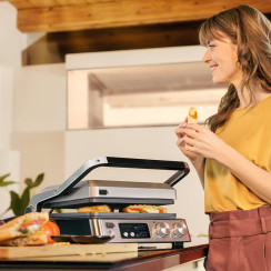 Гриль Braun  прижимний MultiGrill 7 CG 2000Вт, темп. режимів-3, з`ємні пластини+ пластини для вафель, метал