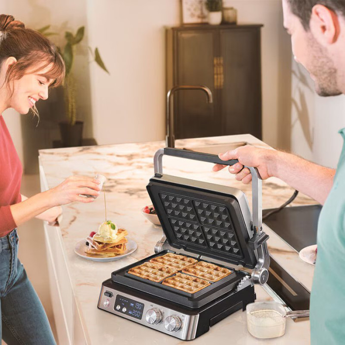 Гриль Braun  прижимний MultiGrill 7 CG 2000Вт, темп. режимів-3, з`ємні пластини+ пластини для вафель, метал
