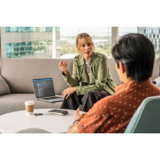 Спікерфон Poly Sync 20+ з адаптером BT700, сертифікат Microsoft Teams, 3 x Bi-Mic, радіус 2 м, USB-C, Bluetooth, сірий