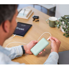 Акумулятор портативний літій-іонний power bank Trust Redoh, 20000мА·год, USB-A/2хUSB-C, 18W, QC 3.0, PD, зелений