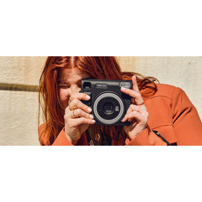 Фотокамера миттєвого друку Fujifilm INSTAX SQ 40