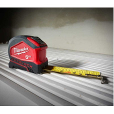 Рулетка Milwaukee Tape Measure Autolock, 8мх25мм, з фіксатором змотування, АБС-пластик